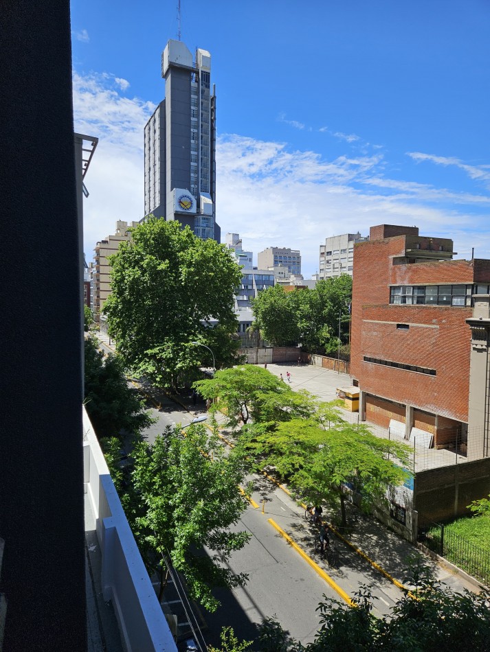 DEPARTAMENTO DE 1 AMB CON BALCON 