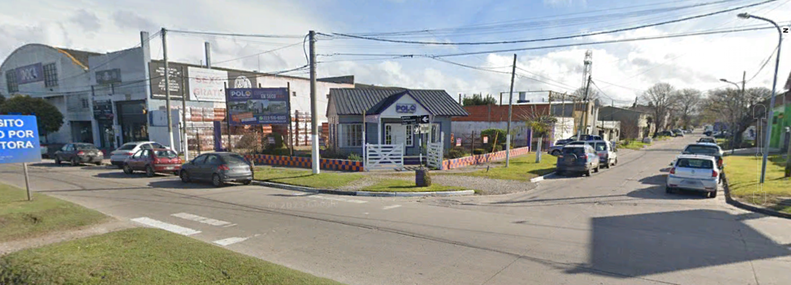 IMPORTANTE ESQUINA PARA ALQUILER COMERCIAL. VARIOS RUBROS 