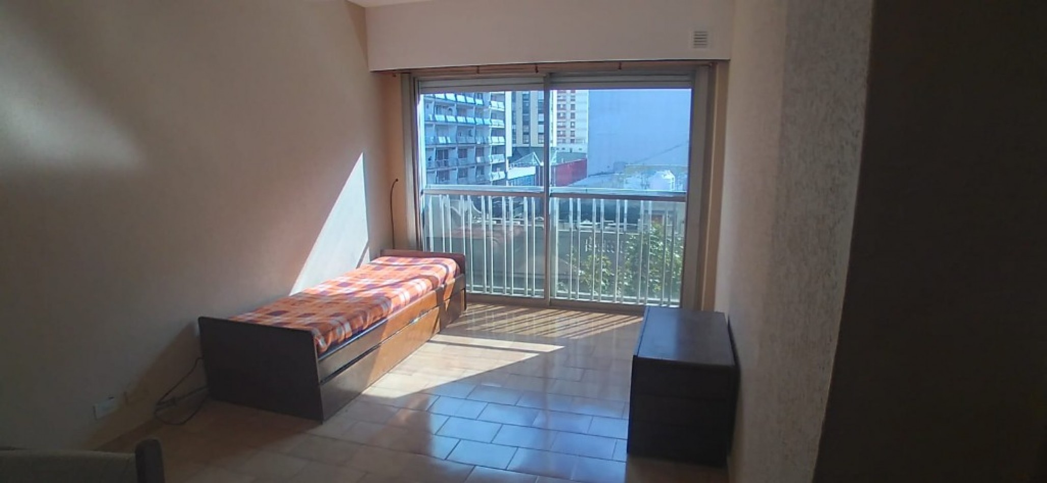 DEPARTAMENTO DE 2 AMBIENTES EXTERNOS