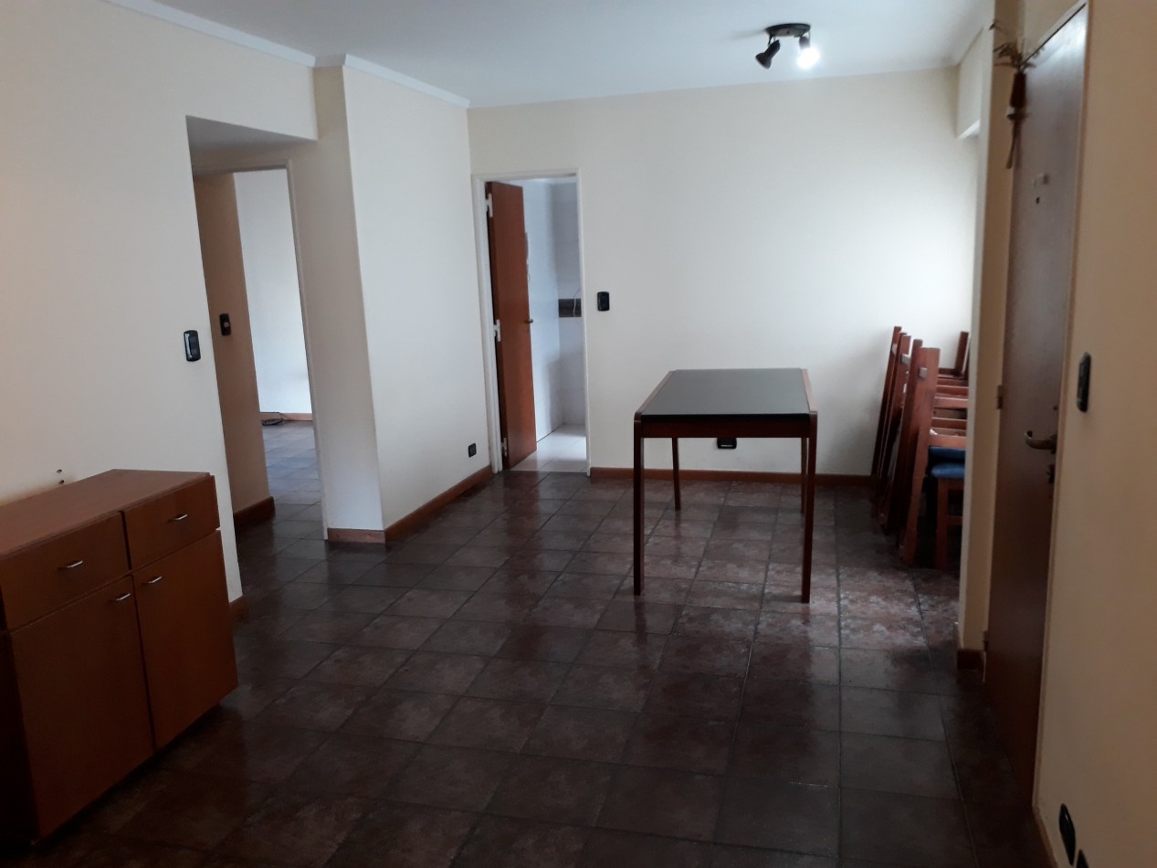 DEPARTAMENTO DE 3 AMB EXTERNO CON DOS BALCONES