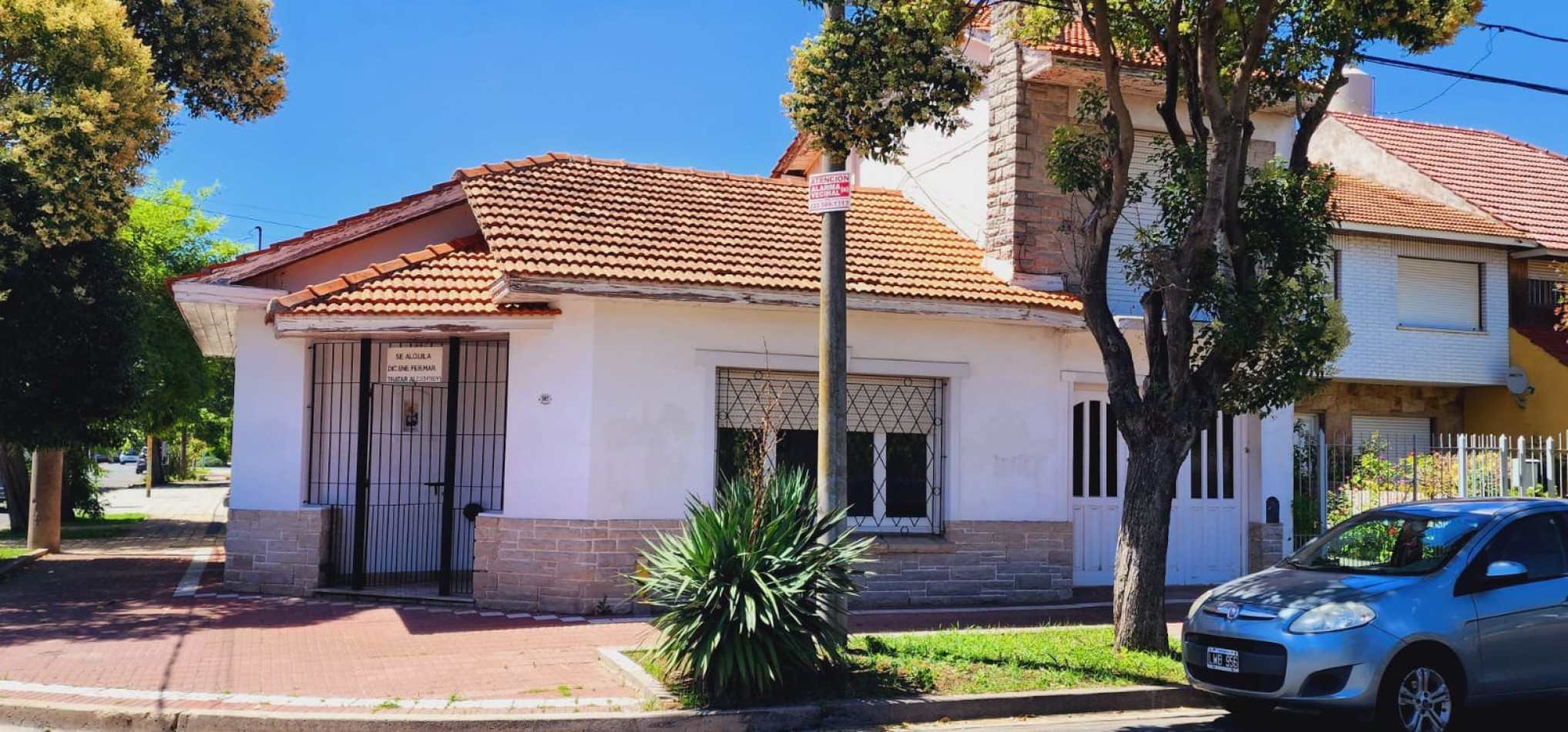 CHALET DE 4 AMB CON GARAJE Y PATIO