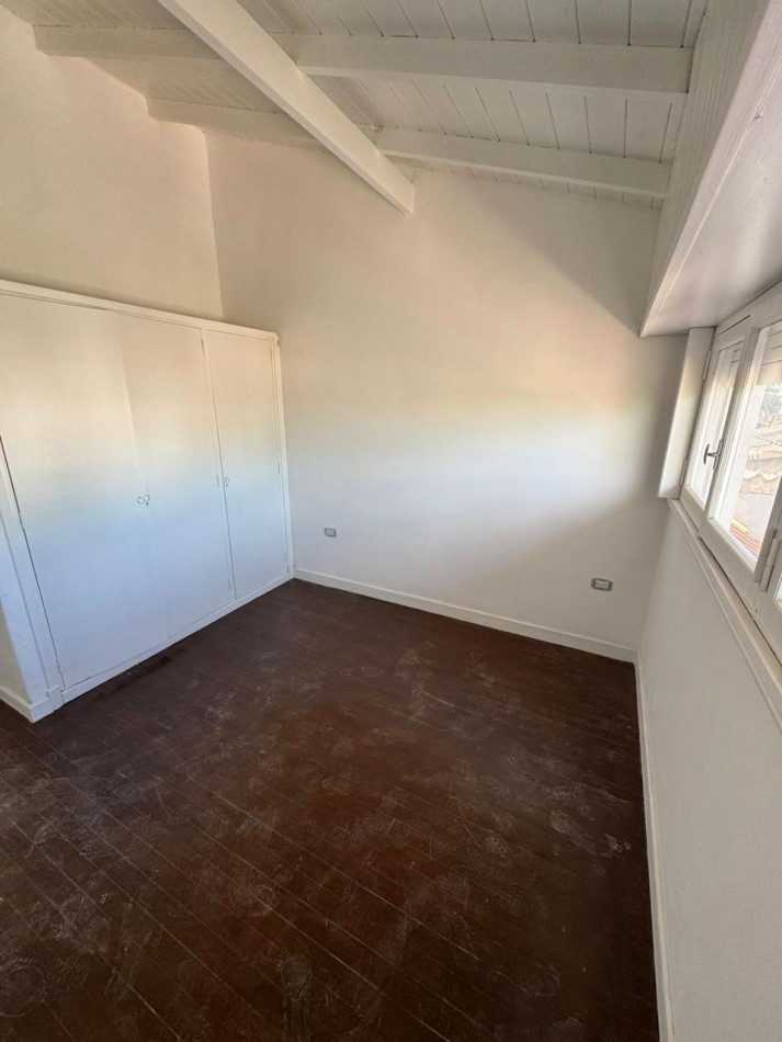 PH DE 3 AMB NUEVO. 1 PISO X ESCALERA