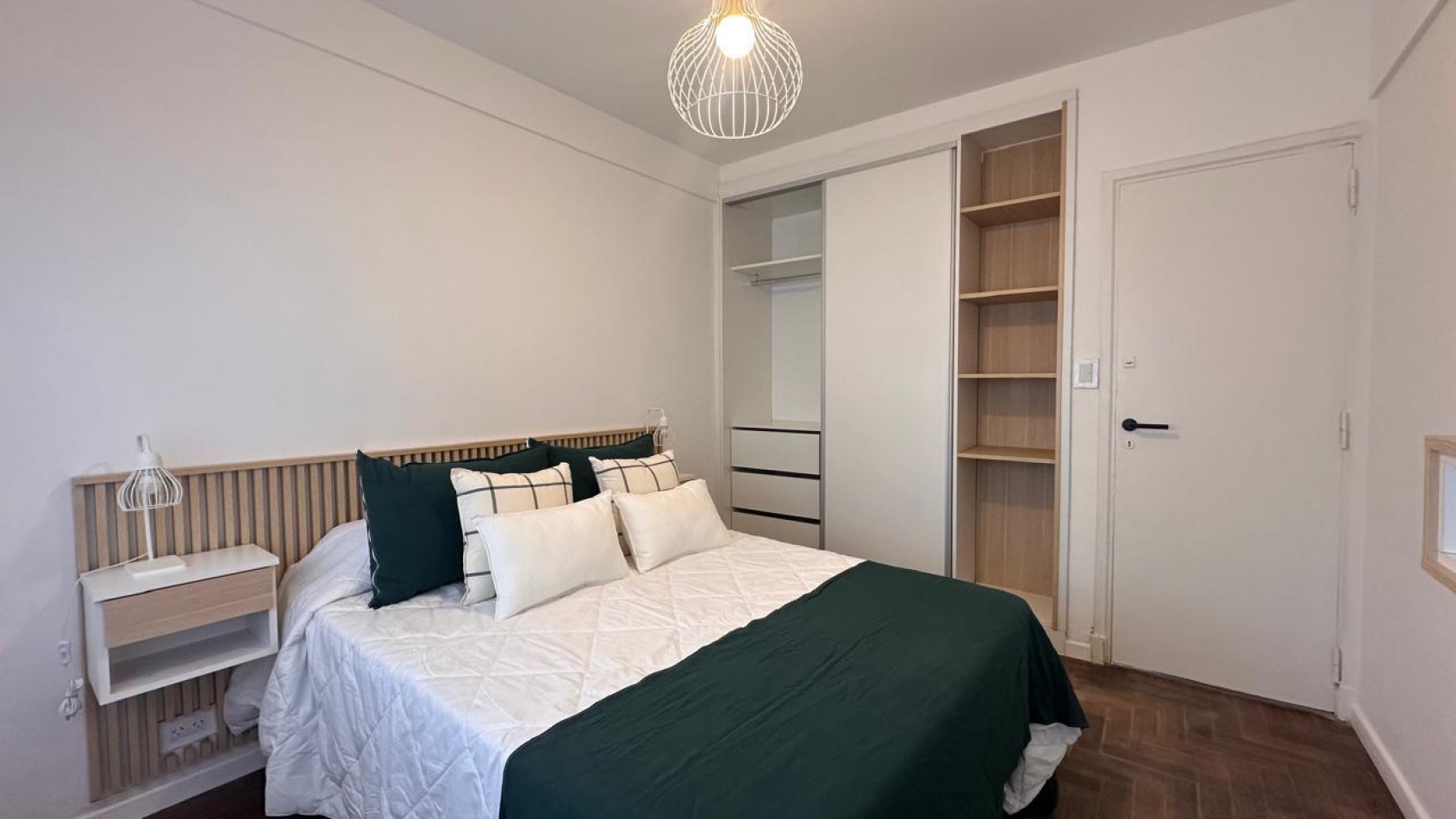 DEPARTAMENTO DE 2 AMB EXTERNO CON BALCON RECICLADO