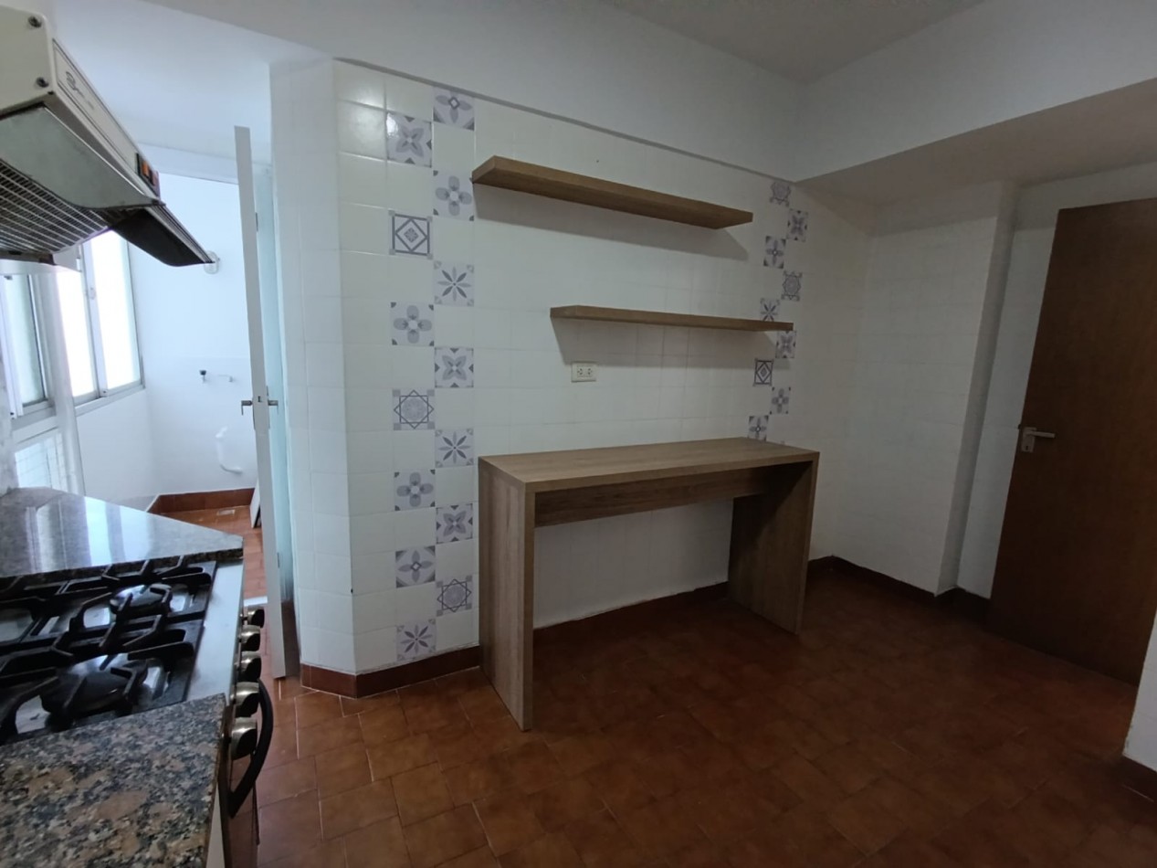 DEPARTAMENTO DE 3 AMB CONTRA FRENTE