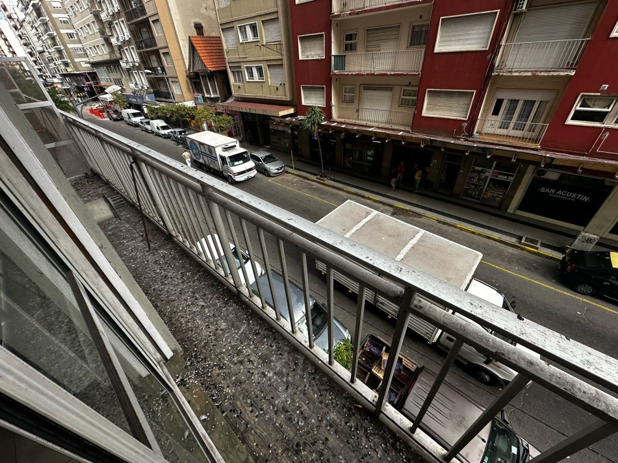 DEPARTAMENTO DE 2 AMB EXTERNO. BALCON. RECICLADO