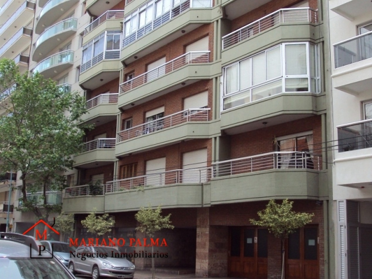 DEPARTAMENTO DE 1 AMB AMPLIO. AMOBLADO. EXCELENTE EDIFICIO