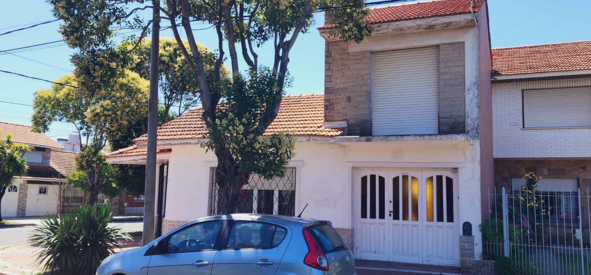 CHALET DE 4 AMB CON PATIO Y GARAJE