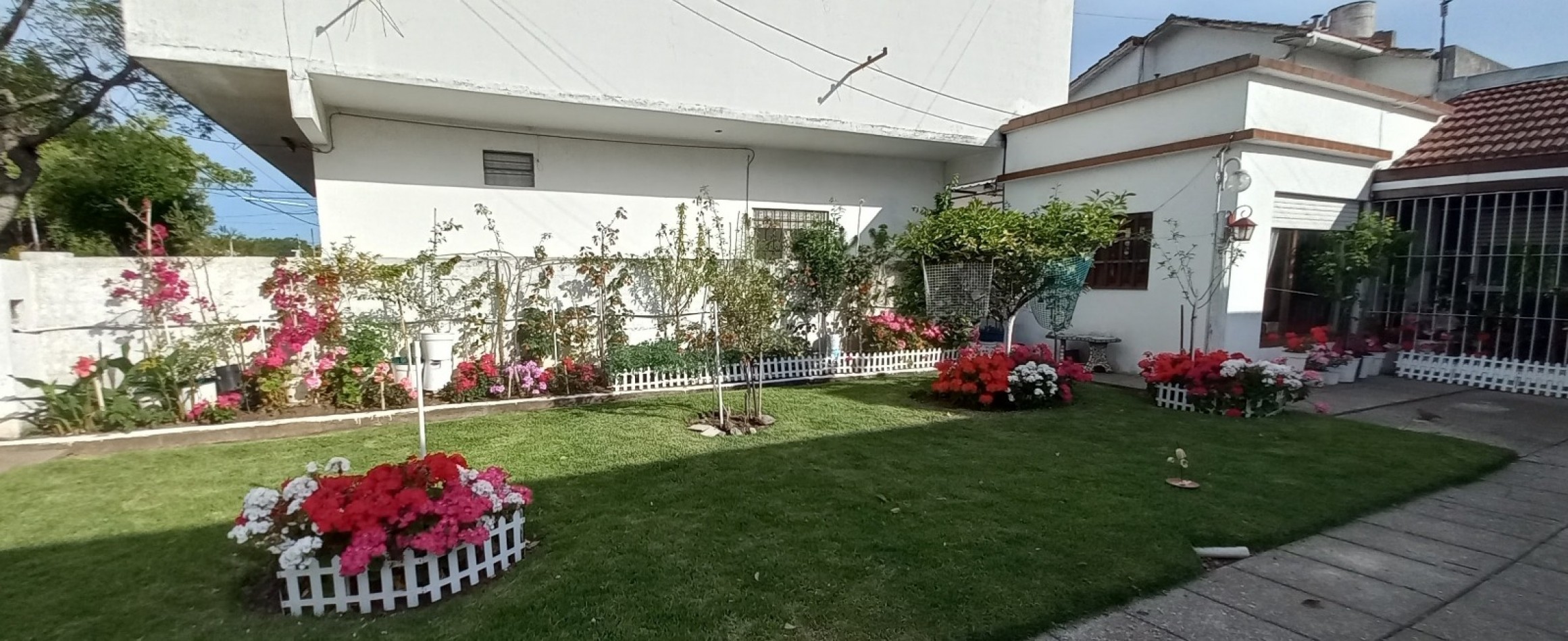 CASA DE 3 AMB CON GARAJE Y PARQUE
