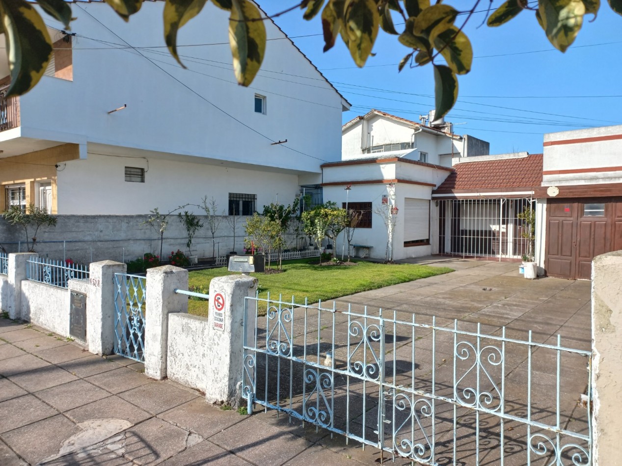 CASA DE 3 AMB CON GARAJE Y PARQUE