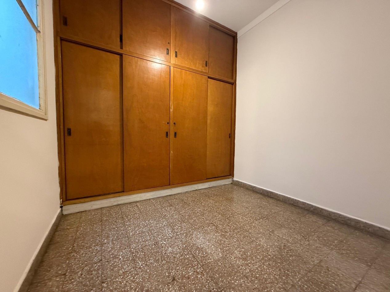 DEPARTAMENTO DE 3 AMB CON DEPENDENCIA