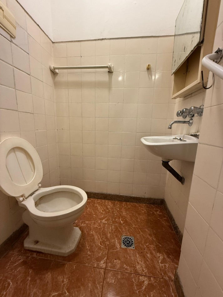 DEPARTAMENTO DE 3 AMB CON DEPENDENCIA