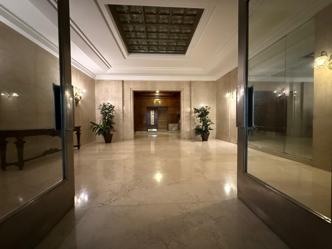 DEPARTAMENTO DE 3 AMB CON DEPENDENCIA