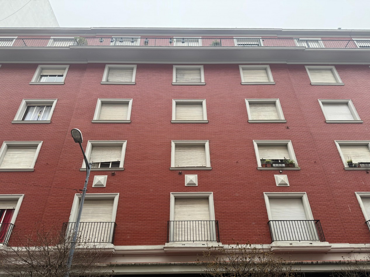 DEPARTAMENTO DE 3 AMB CON DEPENDENCIA