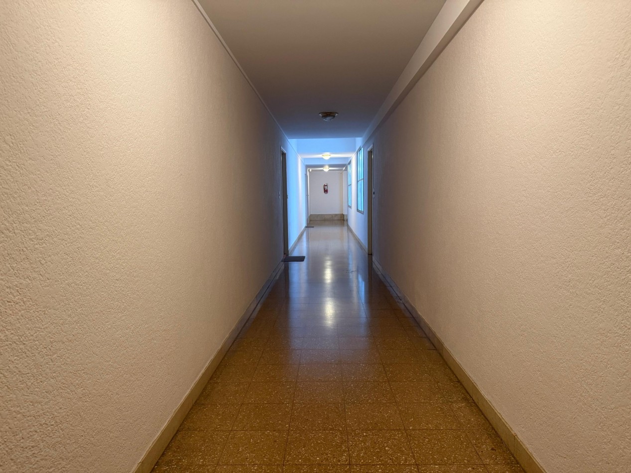 DEPARTAMENTO DE 3 AMB CON DEPENDENCIA