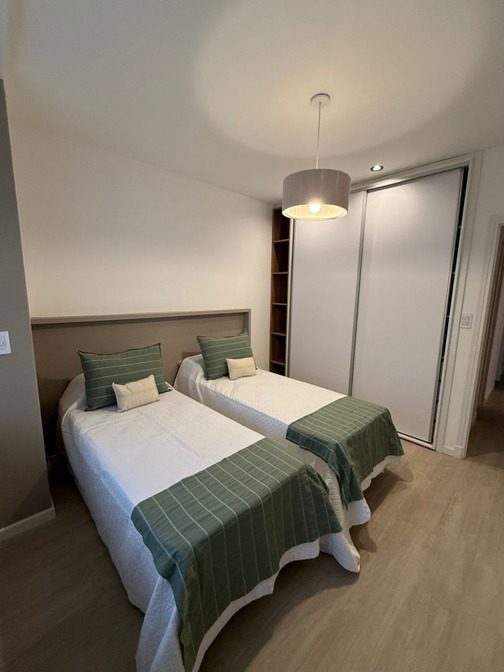 DEPARTAMENTO DE 3 AMB EXTERNO CON BALCON. RECICLADO