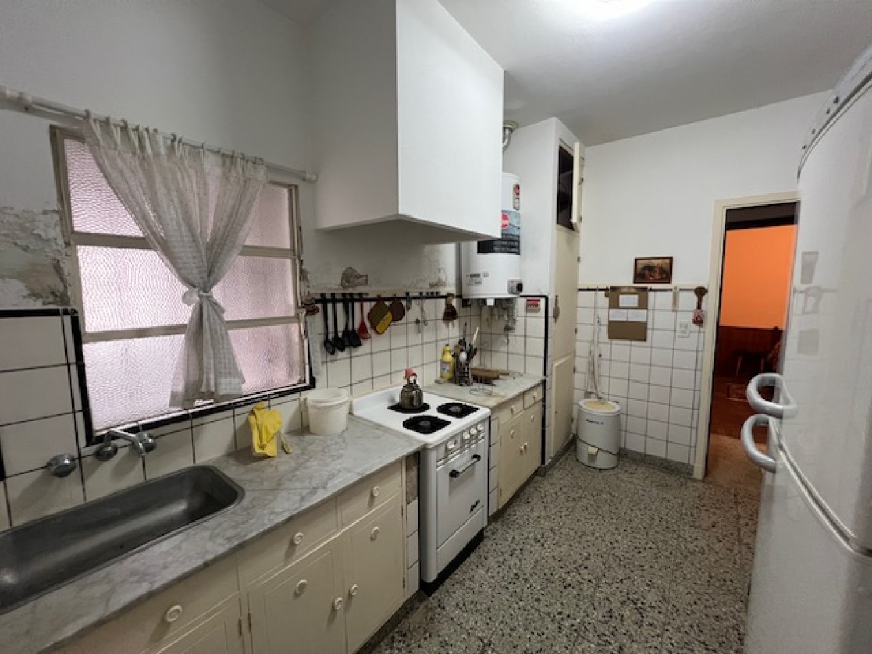 CHALET DE 4 AMB CON PATIO Y GARAJE