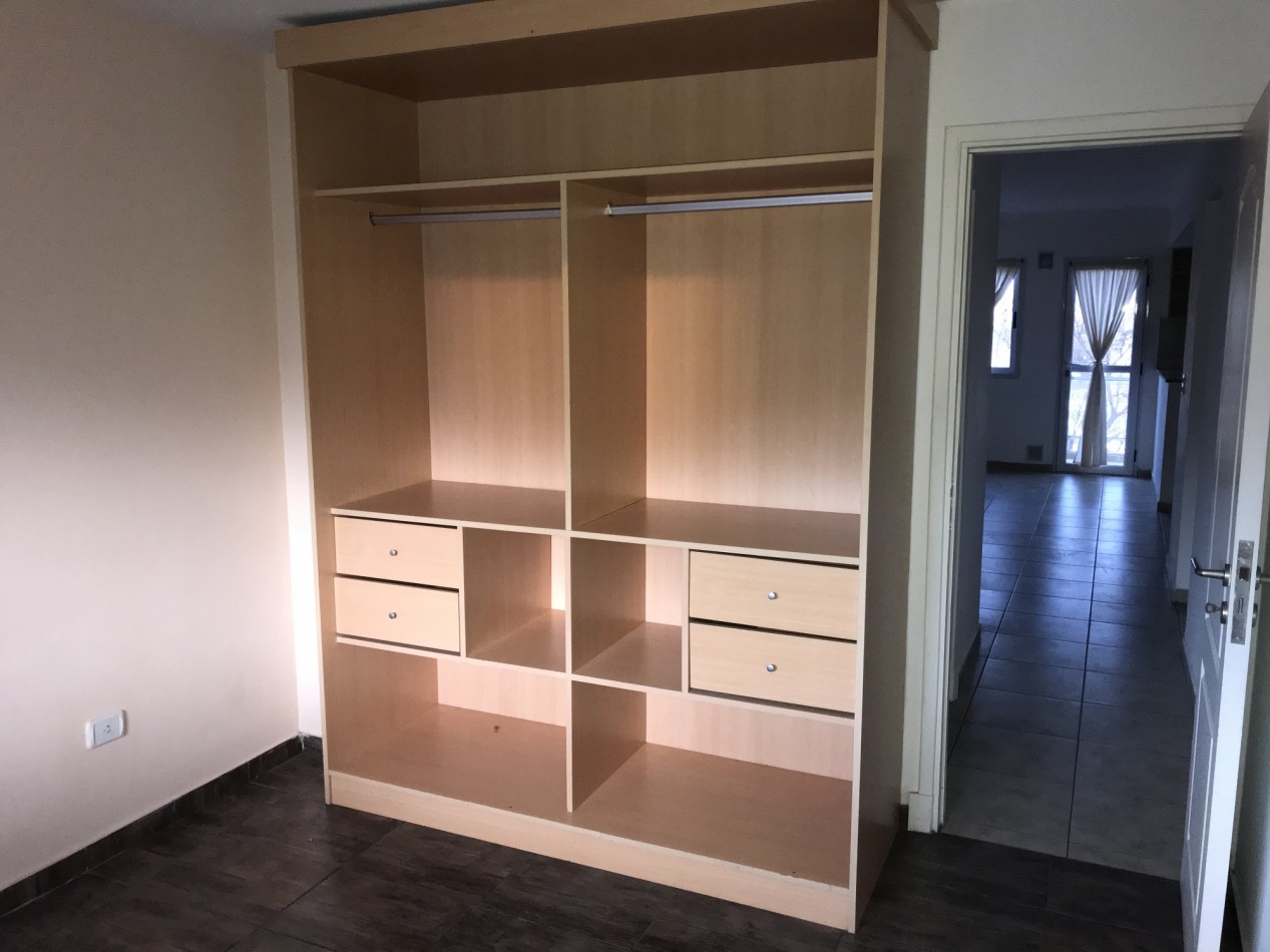 DEPARTAMENTO DE 2 AMB EXTERNO CON BALCON.