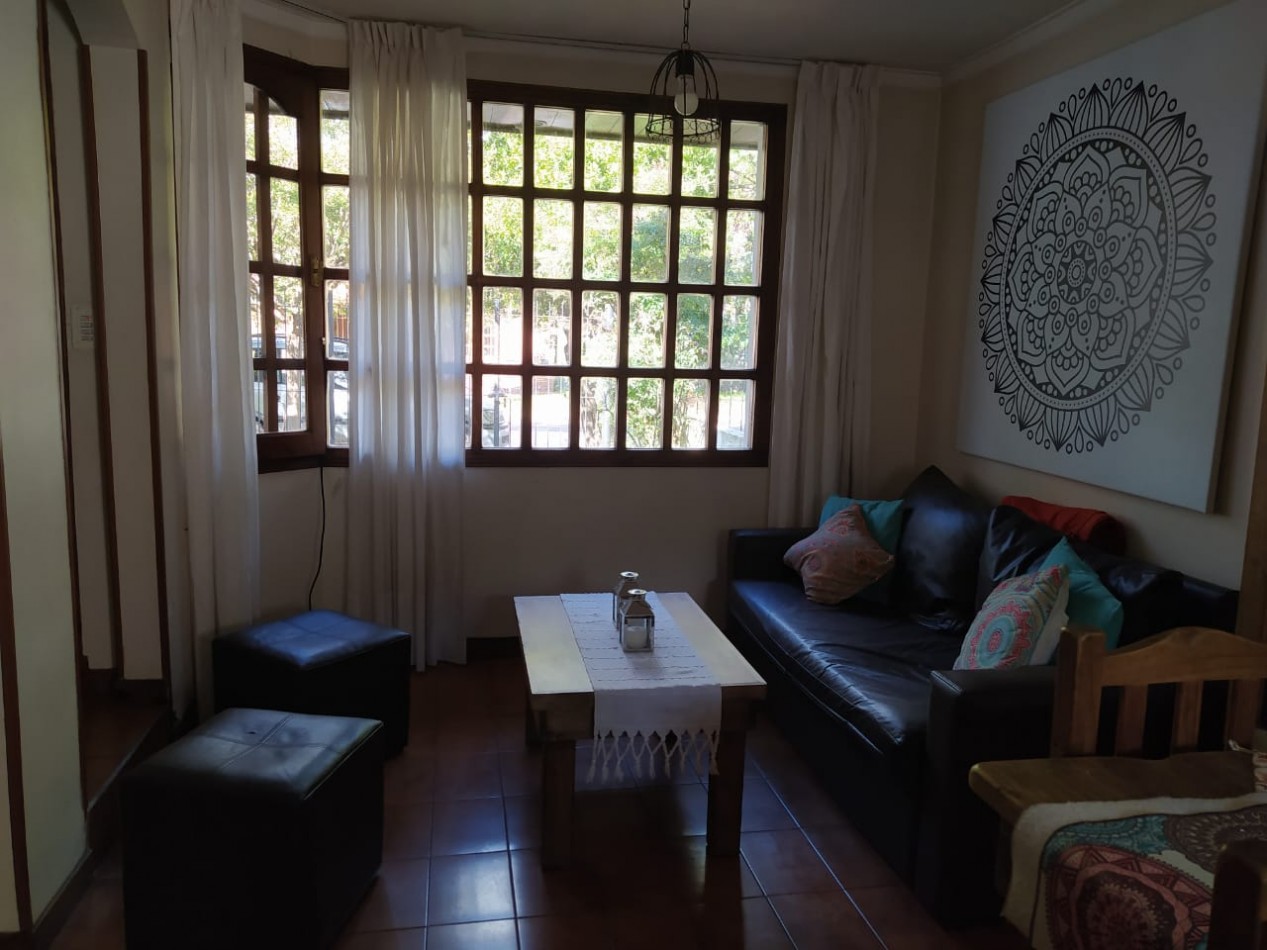 DUPLEX DE 4 AMB CON ENTRADA DE AUTO Y PARQUE EN ALQUILER