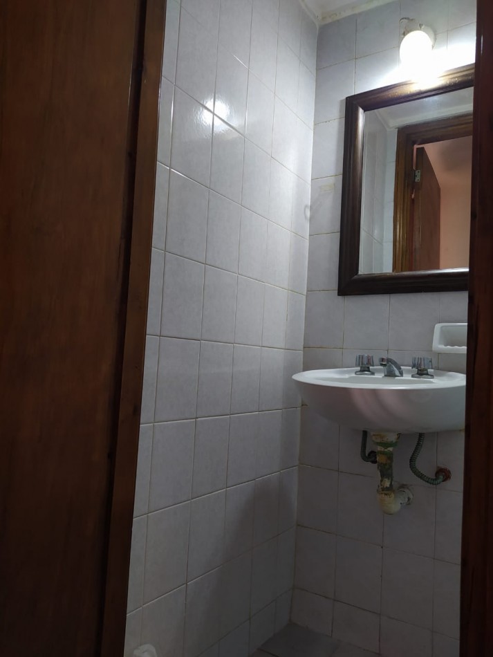 DUPLEX DE 4 AMB CON ENTRADA DE AUTO Y PARQUE EN ALQUILER
