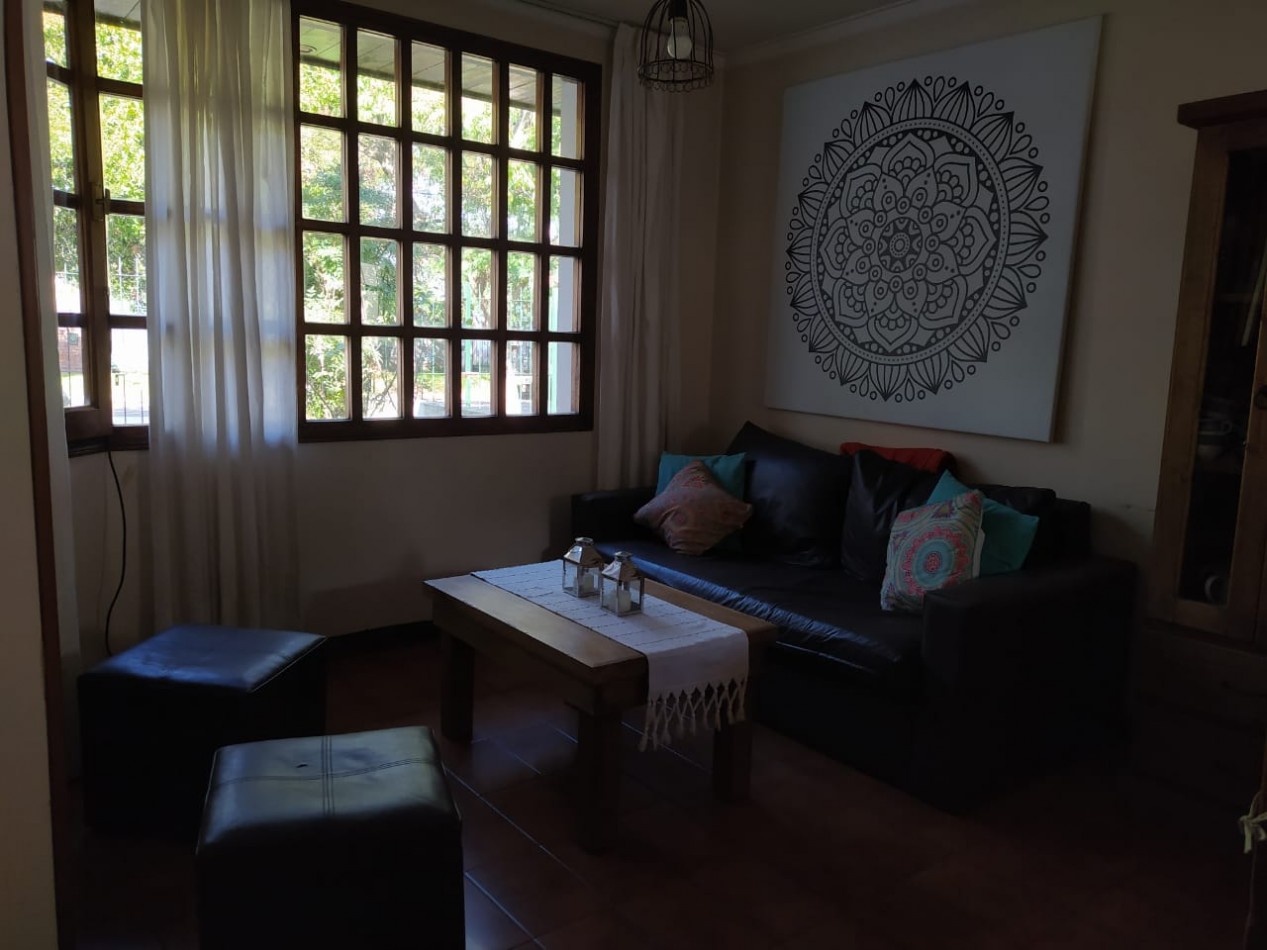 DUPLEX DE 4 AMB CON ENTRADA DE AUTO Y PARQUE EN ALQUILER