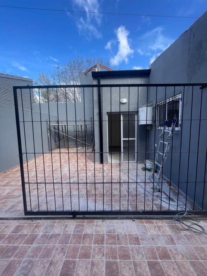 PH DE 3 AMB RECICLADO. ENTRADA DE AUTO Y PATIO