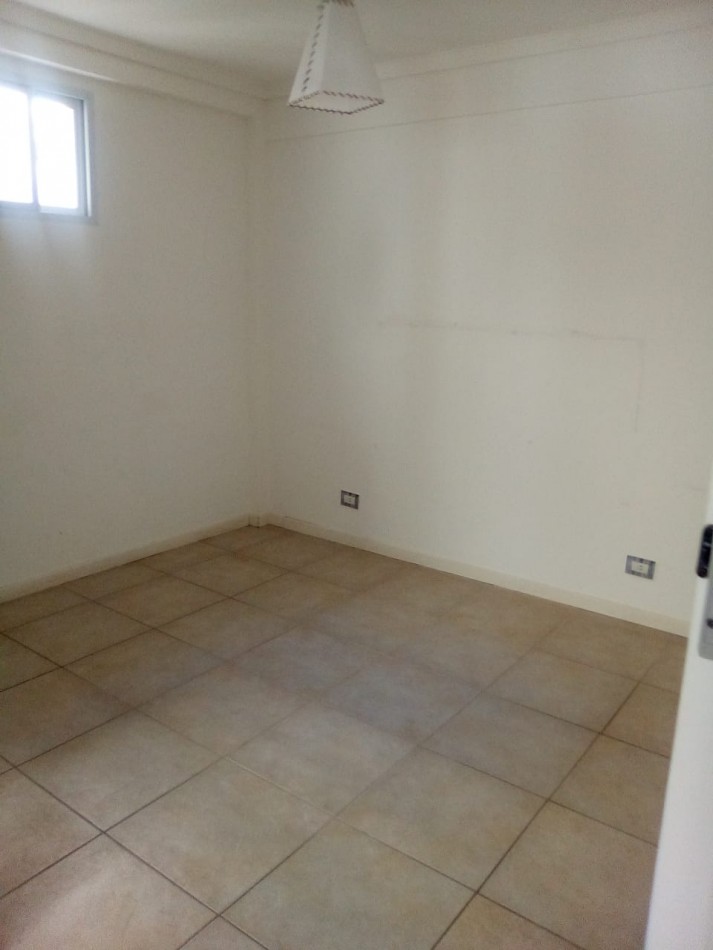 DEPARTAMENTO DE 1 AMB LATERAL 