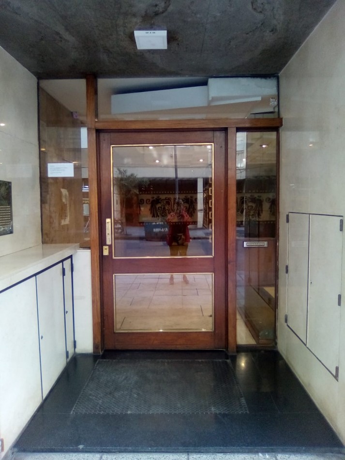 DEPARTAMENTO DE 1 AMB LATERAL 