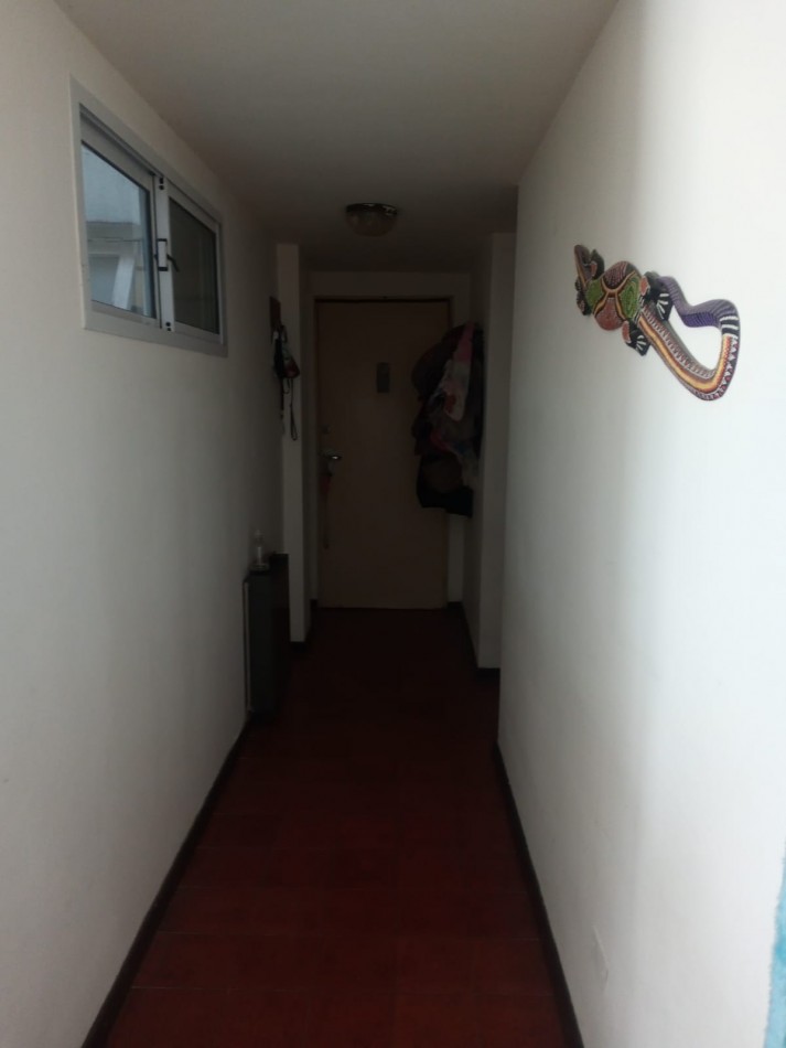 DEPARTAMENTO DE 3 AMB EXTERNO CON BALCON 