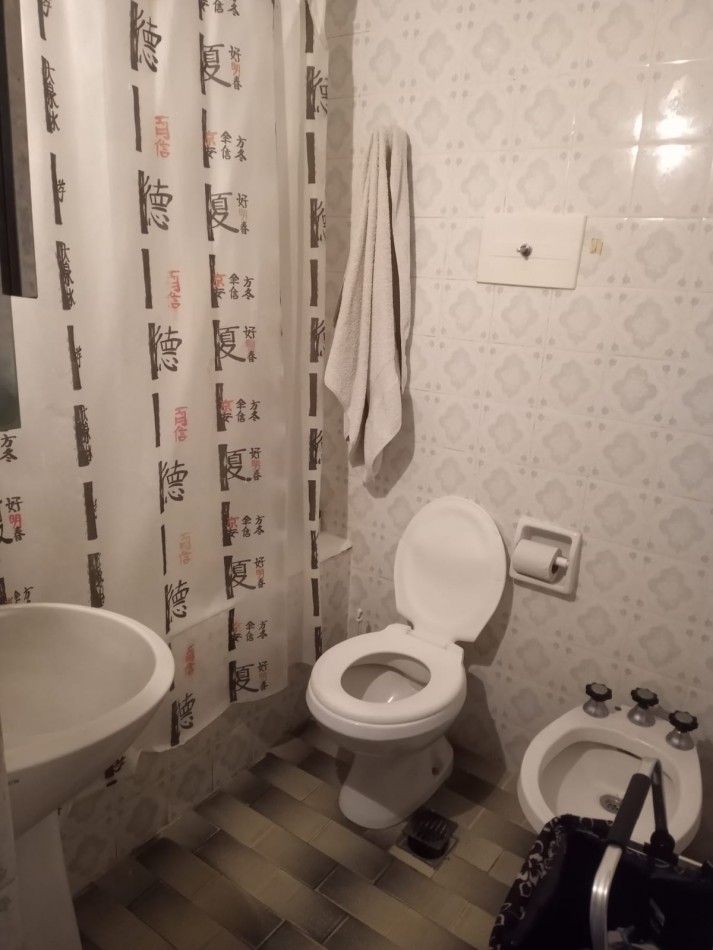 DEPARTAMENTO DE 3 AMB EXTERNO CON BALCON 