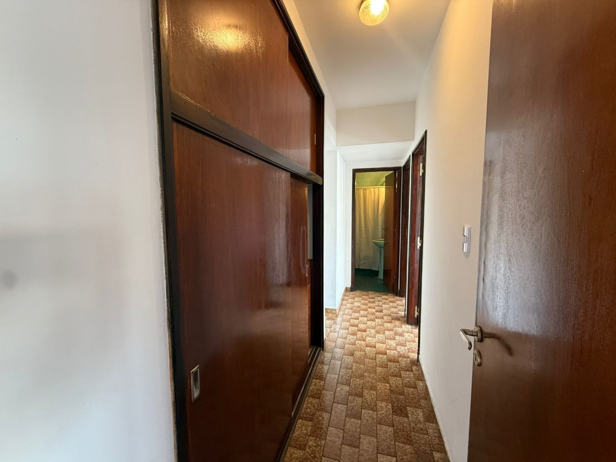 DEPARTAMENTO DE 3 AMB EXTERNO CON BALCON 