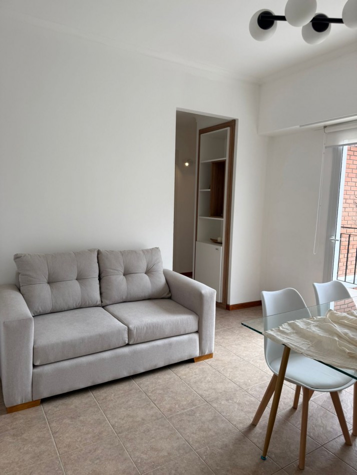 DEPARTAMENTO DE 3 AMB CON DEPENDENCIA EXTERNO CON BALCON TERRAZA