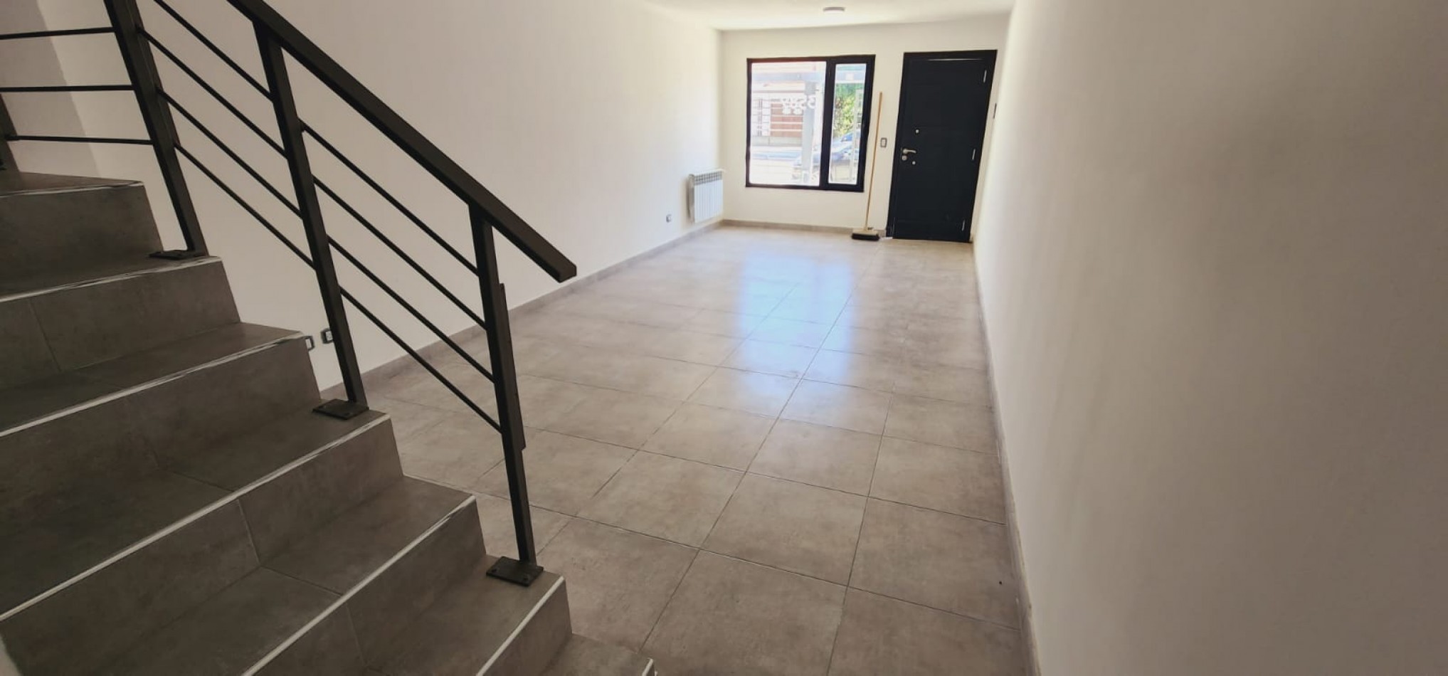 DUPLEX DE 4 AMB A ESTRENAR. ENTRADA DE AUTO Y PARQUE 