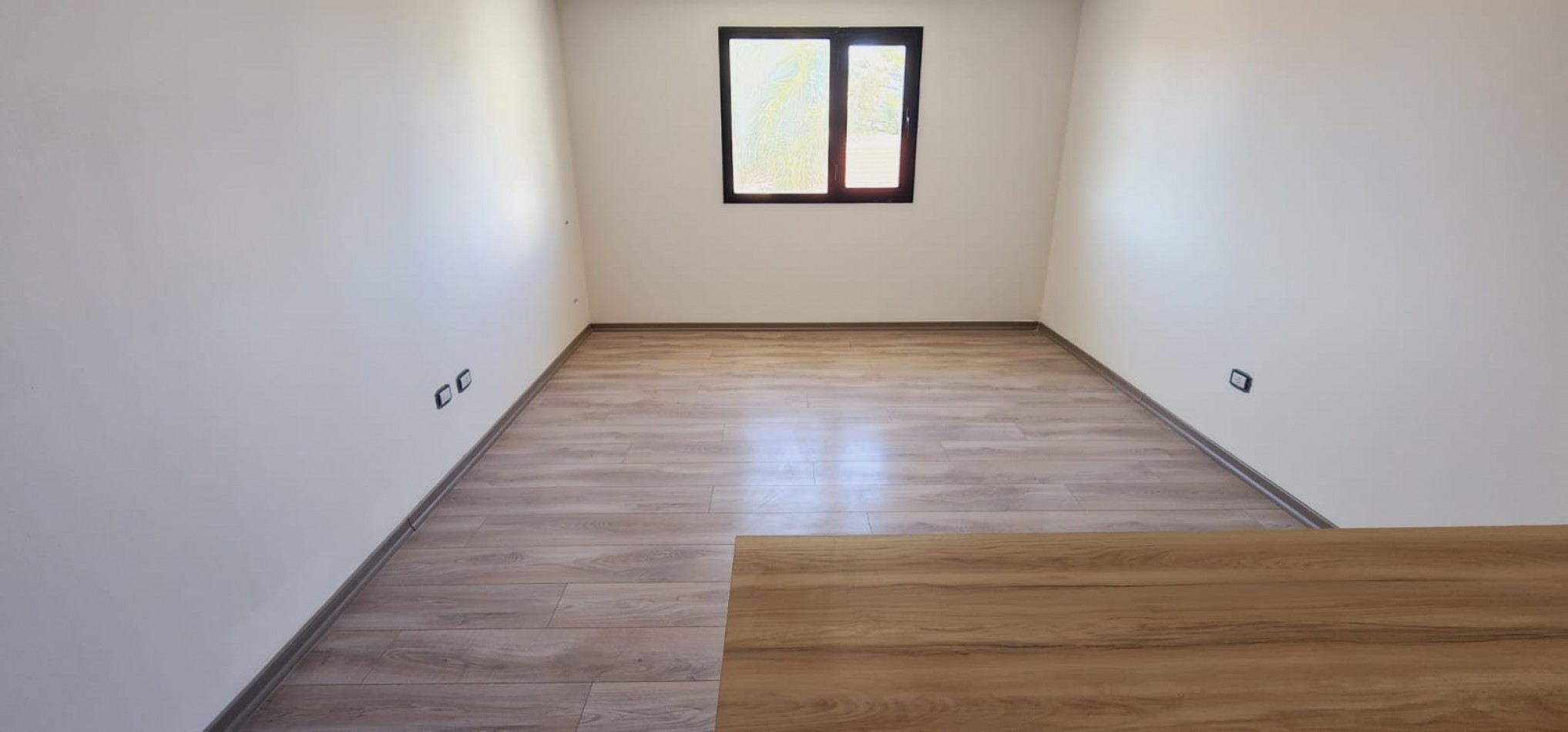 DUPLEX DE 4 AMB A ESTRENAR. ENTRADA DE AUTO Y PARQUE 