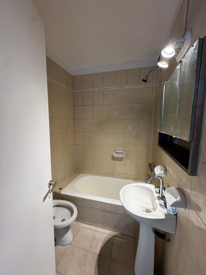 DEPARTAMENTO DE 3 AMB EXTERNO CON BALCON 