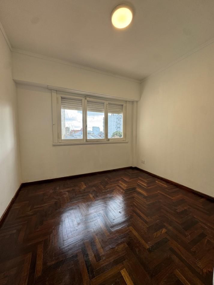 DEPARTAMENTO DE 3 AMB EXTERNO CON BALCON 