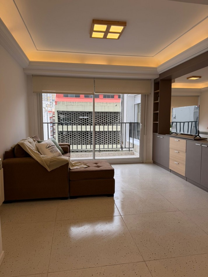 DEPARTAMENTO DE 4 AMBIENTES EXTERNO RECICLADO