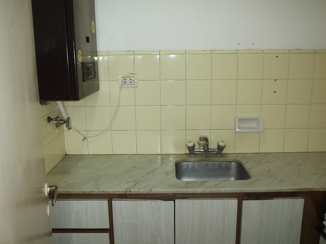 DEPARTAMENTO DE 1 AMB LATERAL 