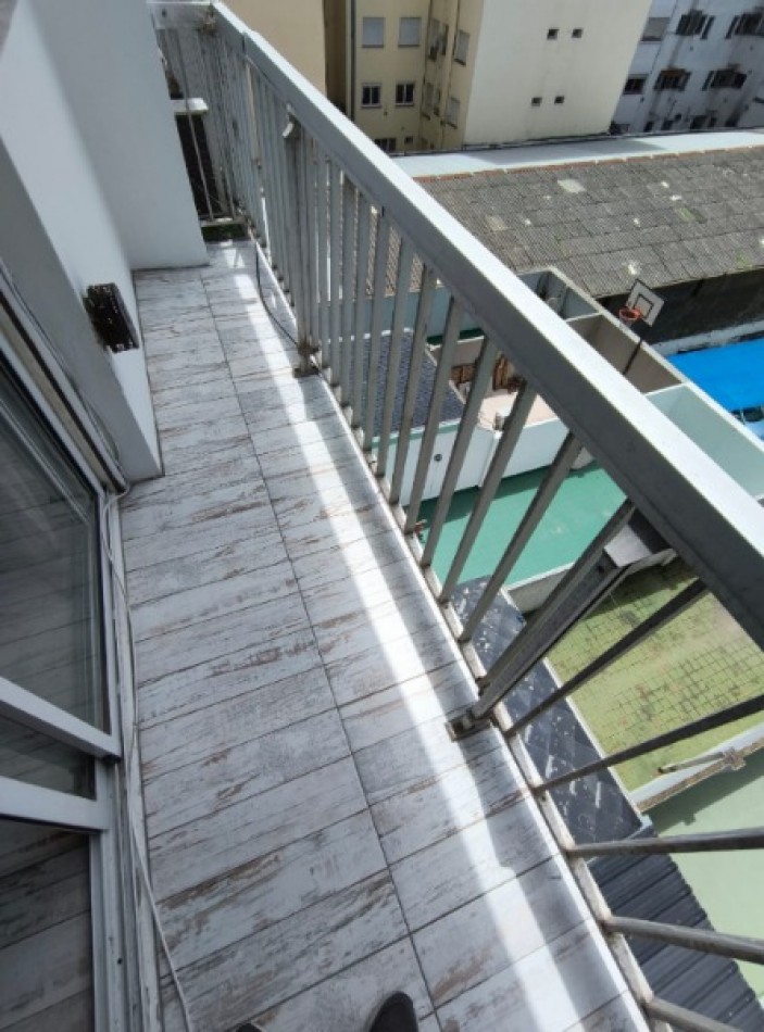 DEPARTAMENTO DE 1 AMB RECICLADO