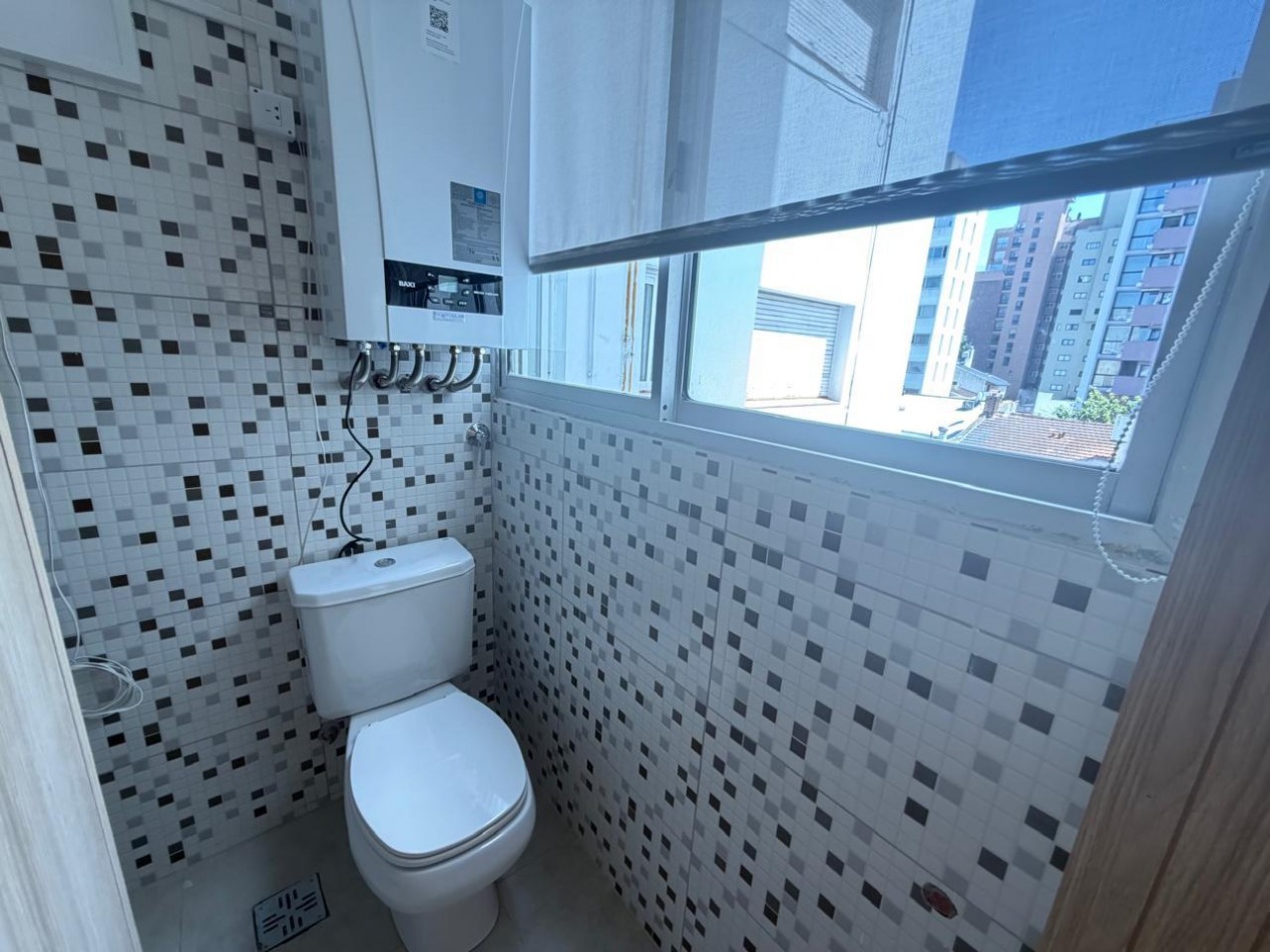 DEPARTAMENTO DE 3 AMB LATERAL 