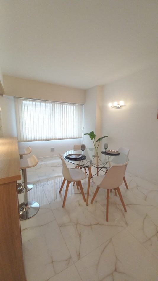 DEPARTAMENTO DE 2 AMB A LA CALLE. RECICLADO