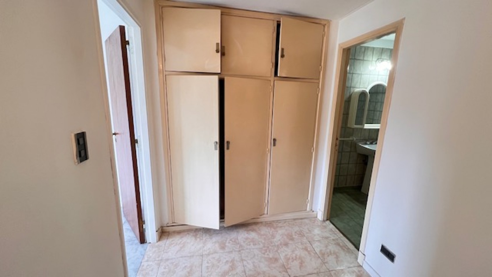 DUPLEX DE 2 AMB CON ENTRADA DE AUTO. EXCELENTE ESTADO Y ZONA