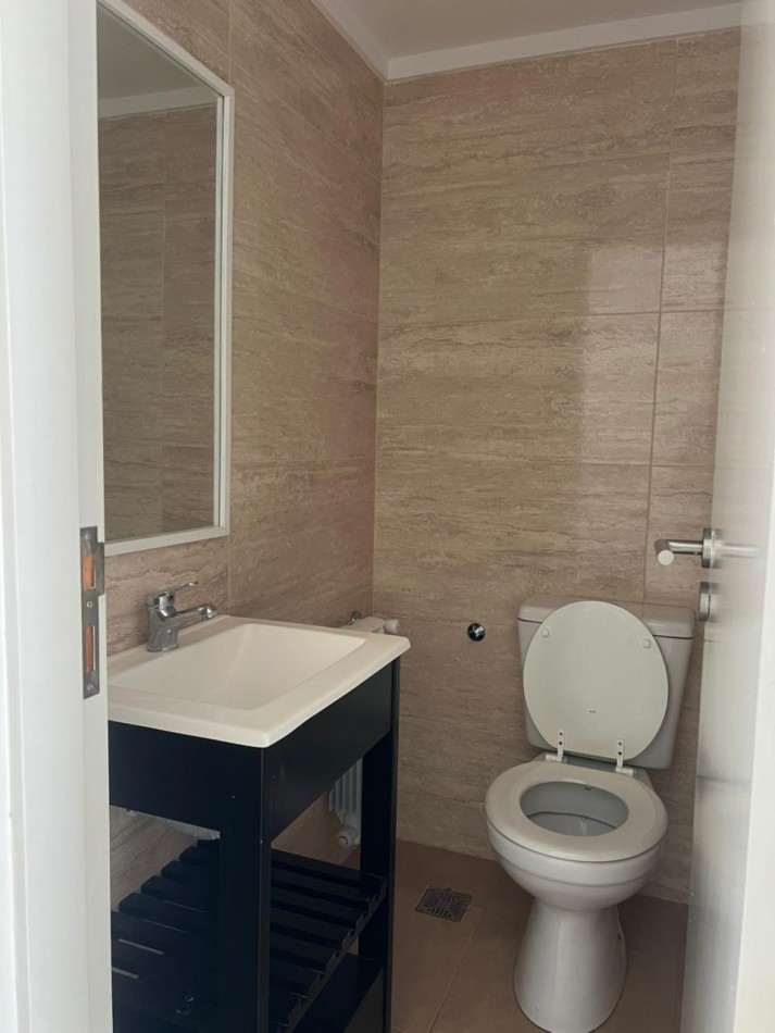 DEPARTAMENTO DE 2 AMB CON COCHERA. VISTA AL MAR 