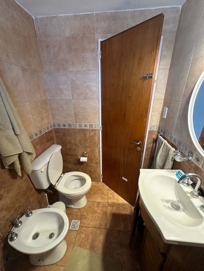 DEPARTAMENTO DE 2 AMB A LA CALLE CON BALCON