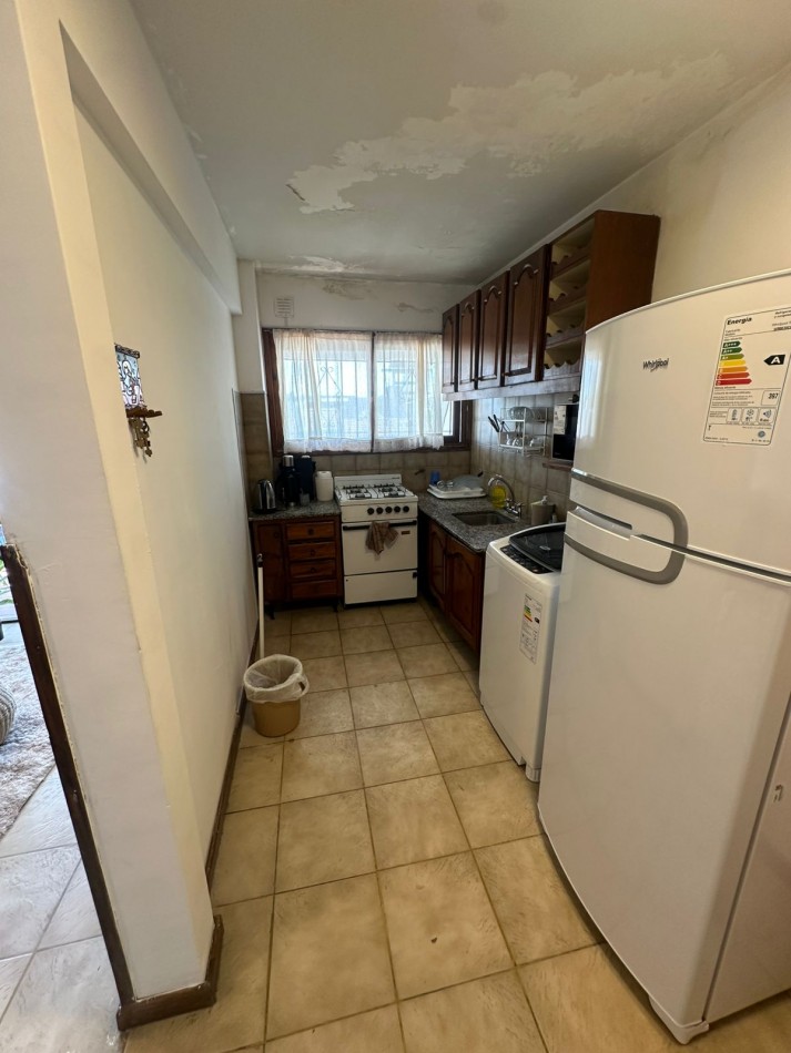 DEPARTAMENTO DE 2 AMB A LA CALLE CON BALCON