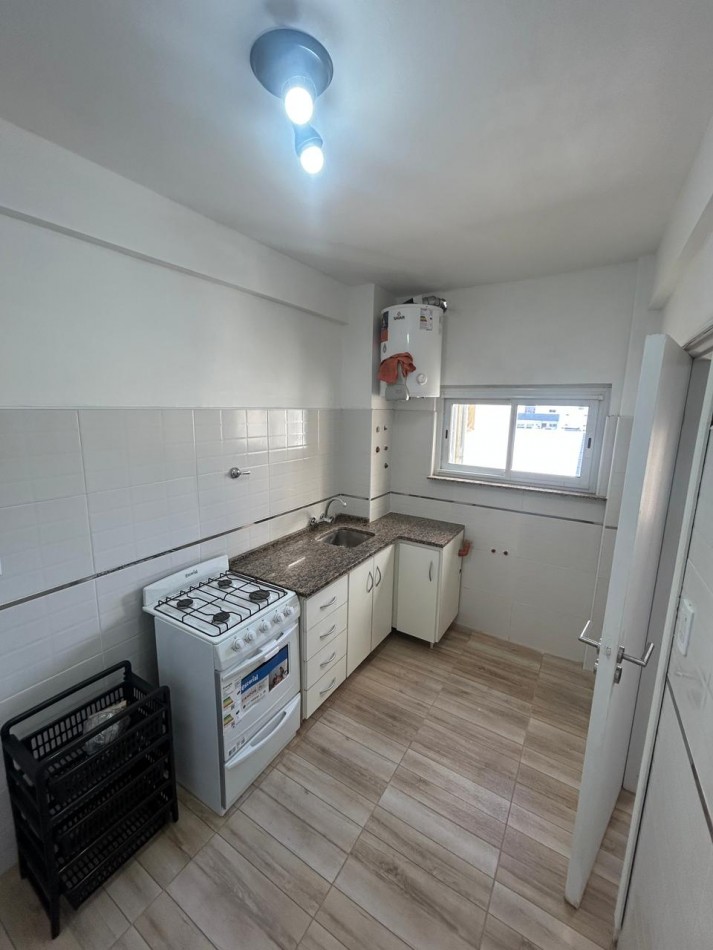 DEPARTAMENTO DE 3 AMB AL CONTRA FRENTE