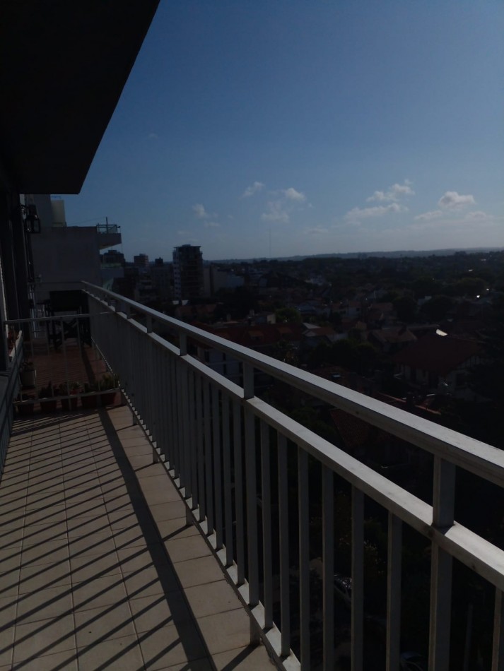 DEPARTAMENTO 2 AMB EXTERNO CON BALCON. PLAYA GRANDE