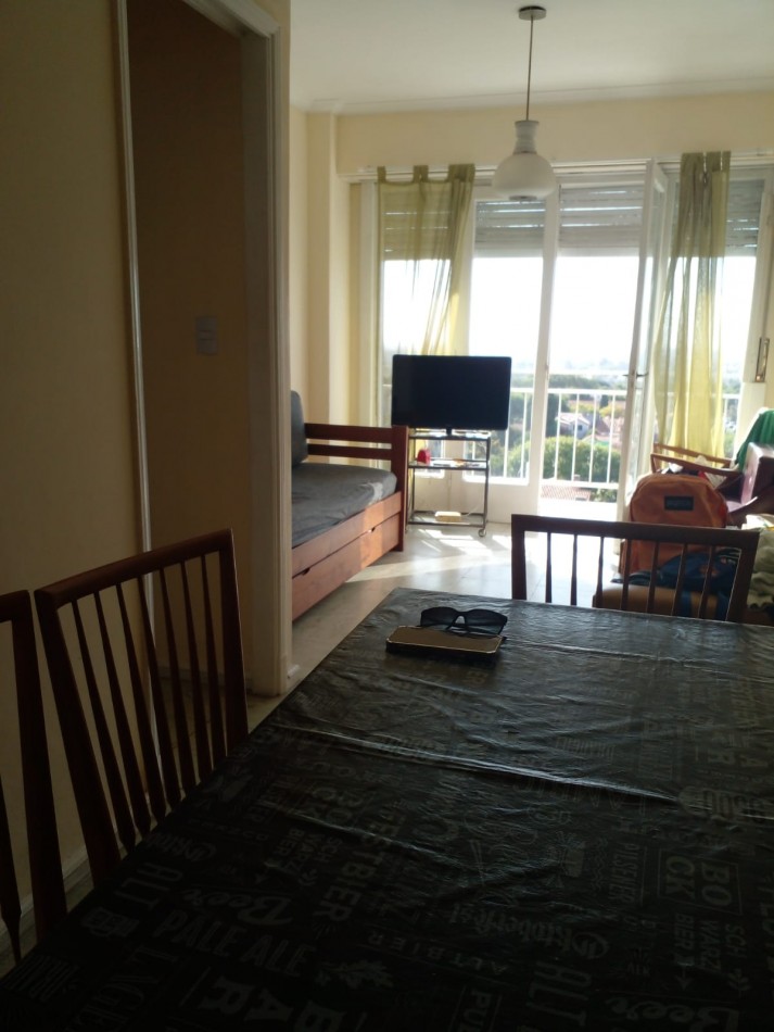 DEPARTAMENTO 2 AMB EXTERNO CON BALCON. PLAYA GRANDE