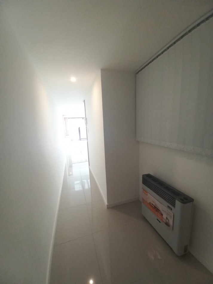 DEPARTAMENTO DE 3 AMB EXTERNO CON BALCON 