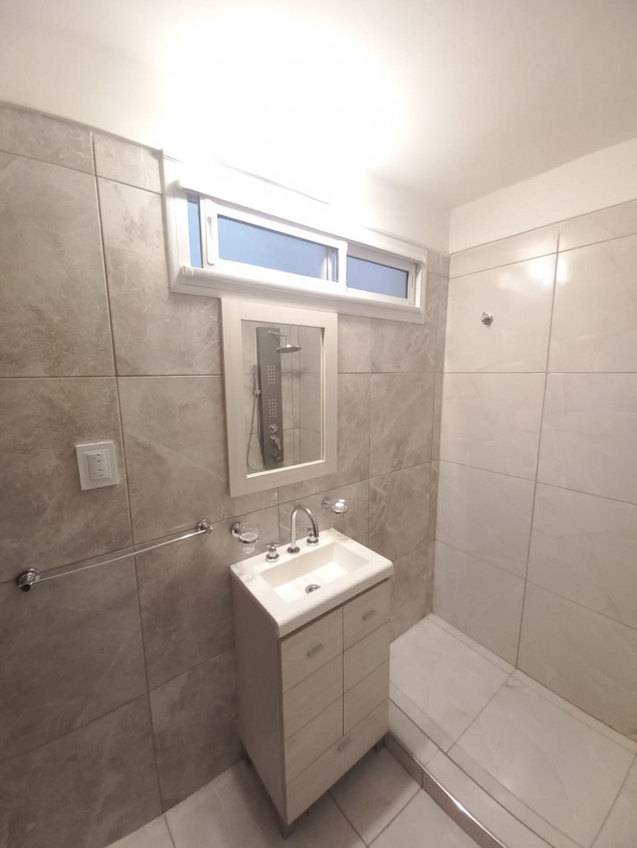 DEPARTAMENTO DE 3 AMB EXTERNO CON BALCON 