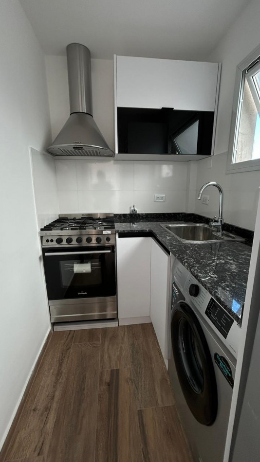 DEPARTAMENTO DE 2 AMB EXTERNO CON QUINCHO